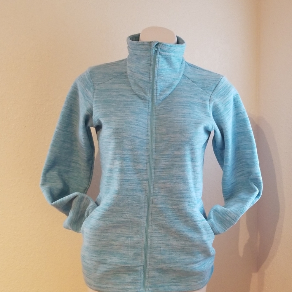 Mountain hard wear jacket small